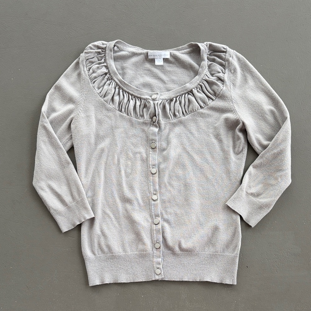 New York & Company Light Gray Pleated Cardigan Sweater